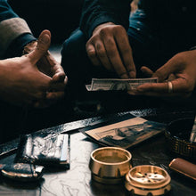 Load image into Gallery viewer, HEMPER Notes Luxury Rolling Papers